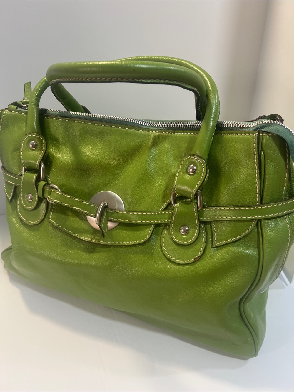 Vibrant Green Leather Top-Handle Satchel